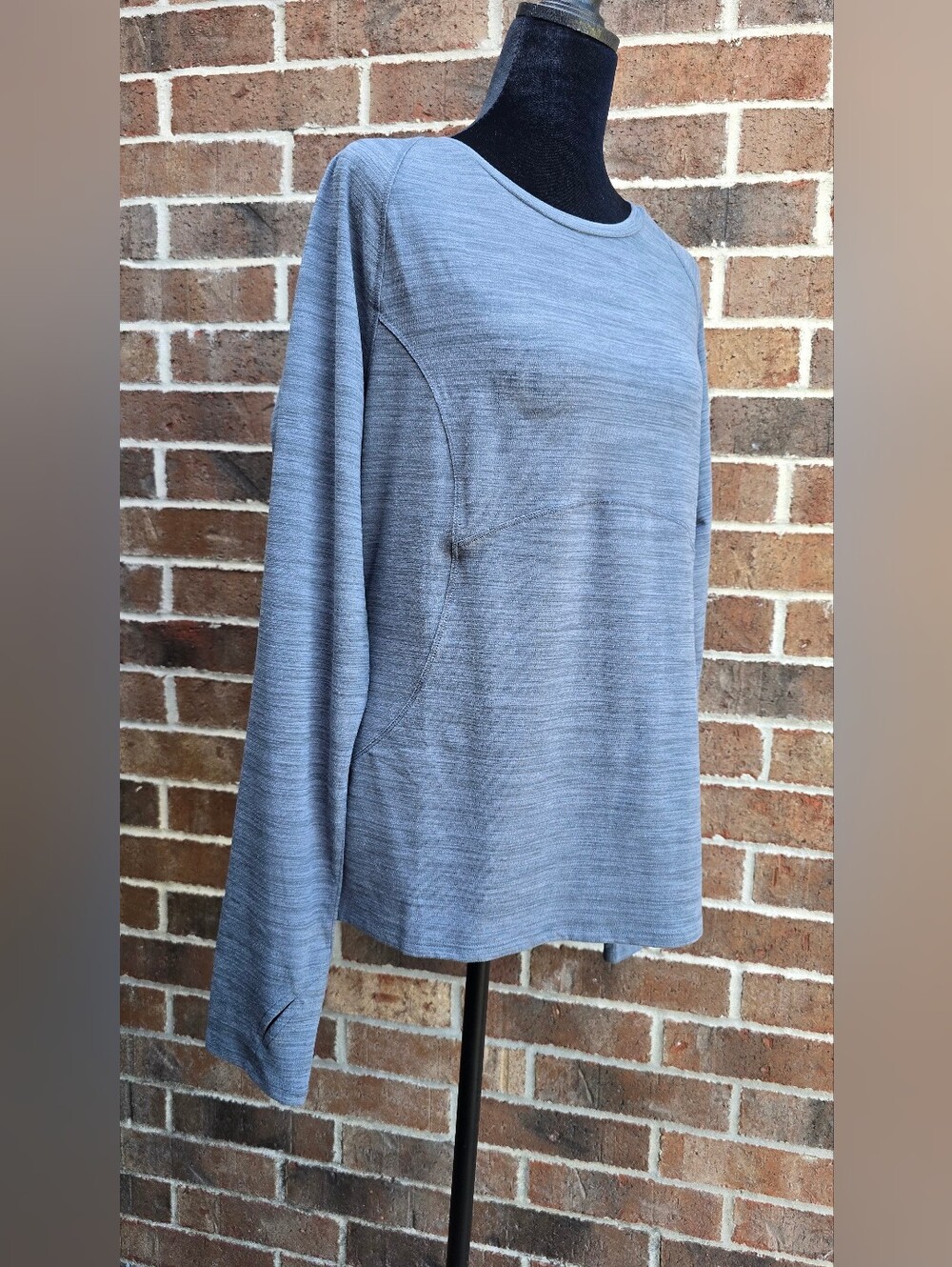 Spyder Active Women’s XL Gray Long Sleeve Performance Top Thumbholes Zip Pocket